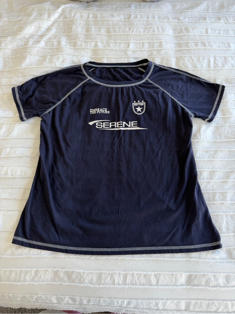 Women's Short-Sleeve Performance Tee in Navy